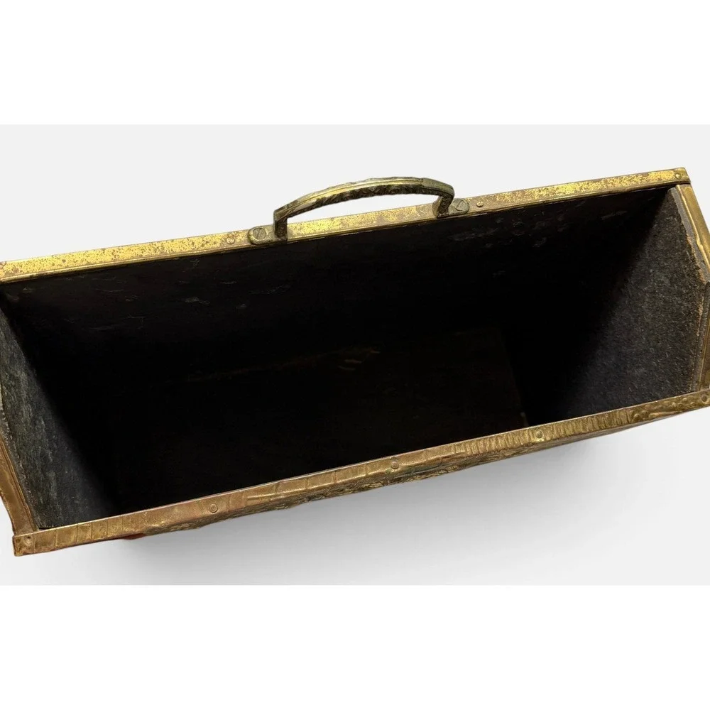 Vintage English Traditional Brass Repousse Hammered Magazine Holder Rack England
